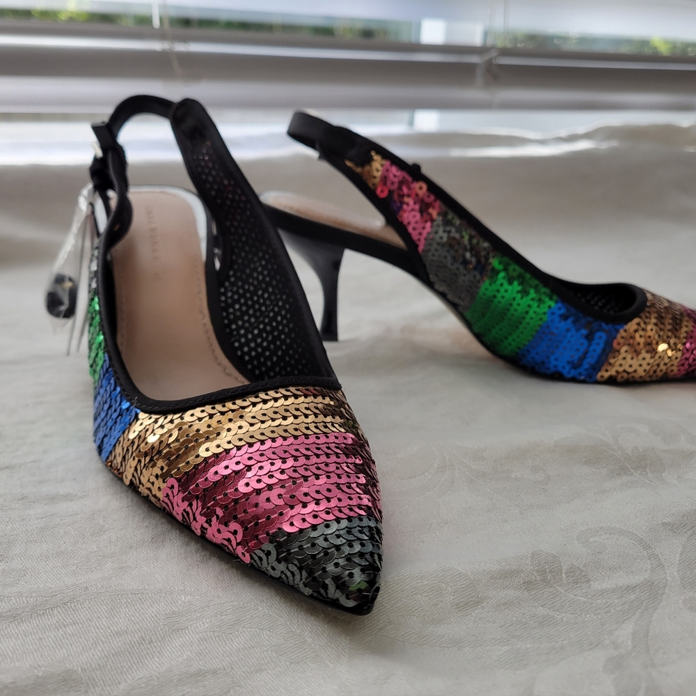 ZARA - mulitcolor sequined low-heeled shoes. Ladies size 37 (U.S. size 6 1/2)